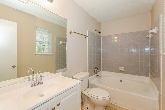 Building Photo - Beautiful 3-Bedroom Home with 2-Car Garage
