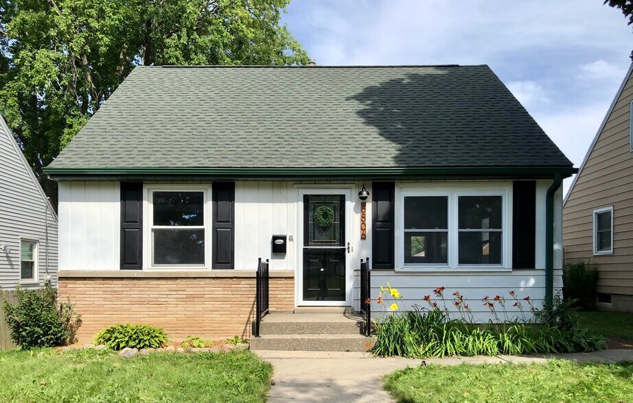 Building Photo - 3806 N 98th St