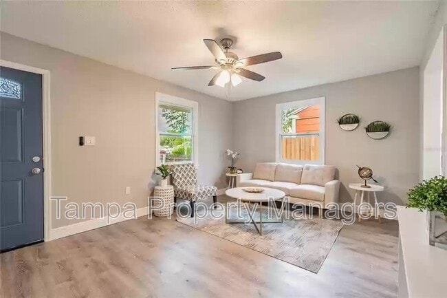 Building Photo - 5408 5th Ave N