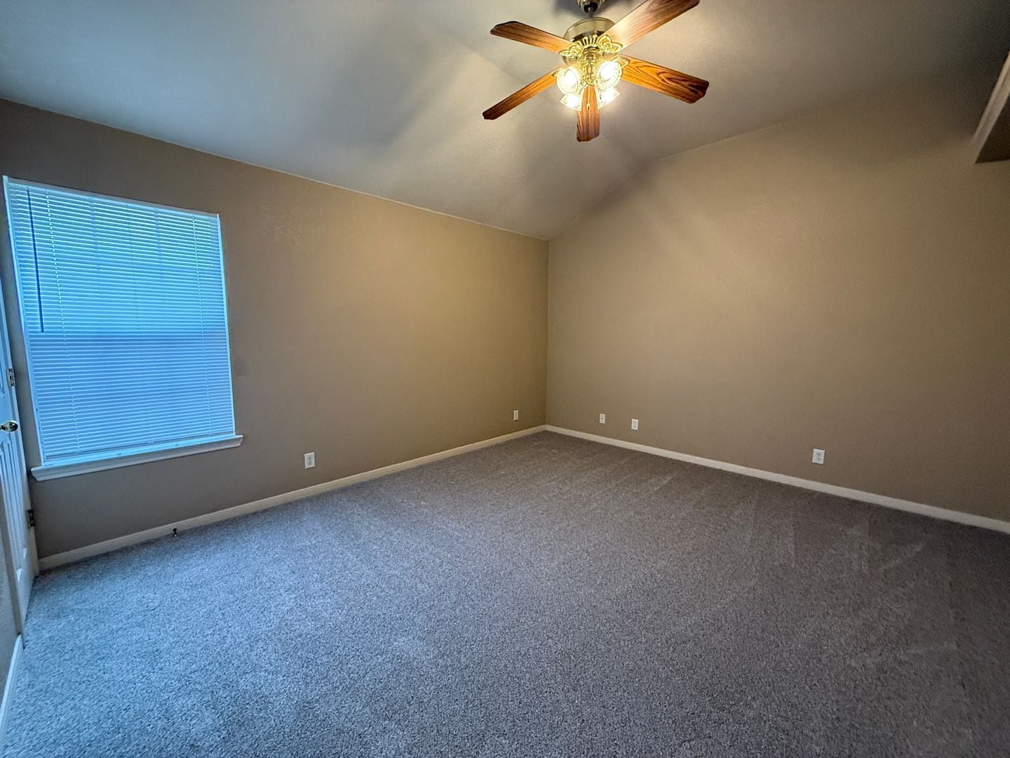 Building Photo - 4700 John David Dr