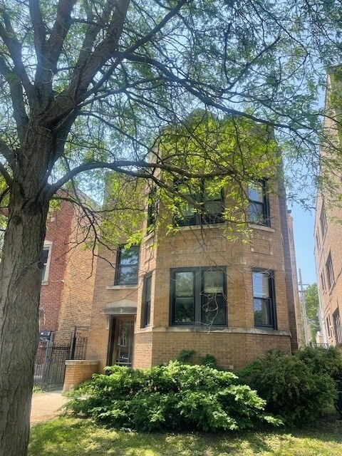 Building Photo - 5444 N Kimball Ave