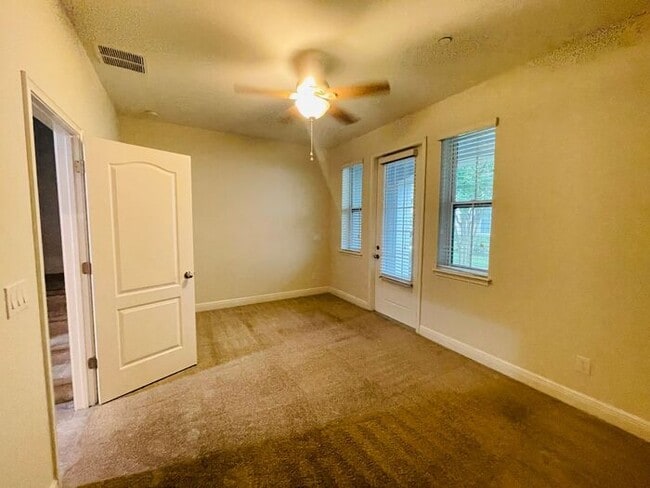 Building Photo - Copley Square-561 Scotia Place Orlando FL ...