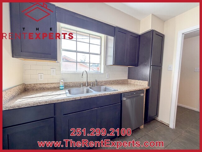 Building Photo - 4790 Gold Dr