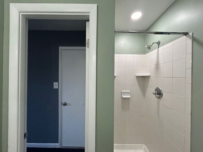 Building Photo - 4 Bedrooms 2.5 Bathrooms, Joppa MD