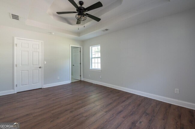 Building Photo - 331 Camilla Cir SW