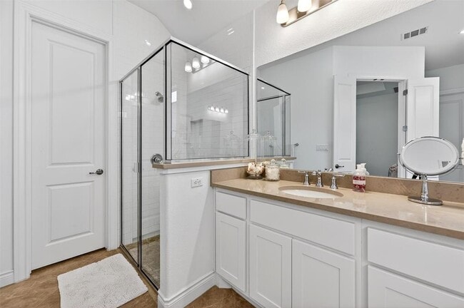 Building Photo - 609 Anfield Cir