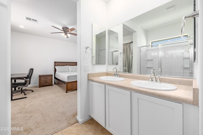 Building Photo - 2019 N Marketside Ave