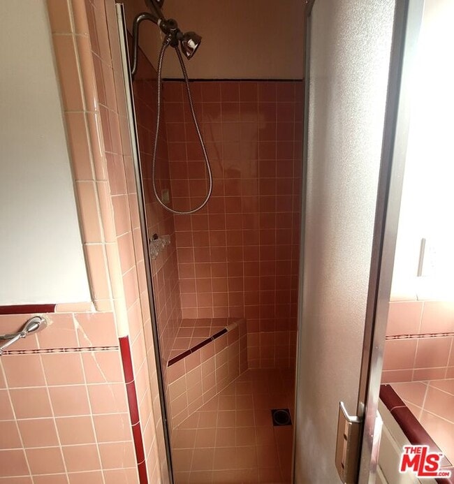 Building Photo - 3760 Wellington Rd