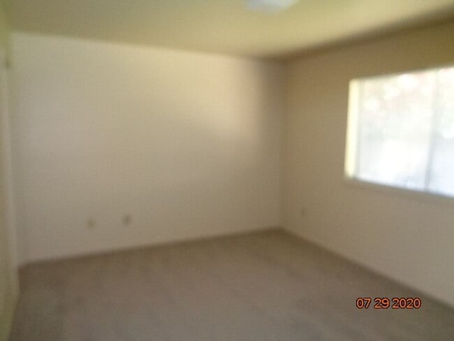 Building Photo - 796 Marshall Rd