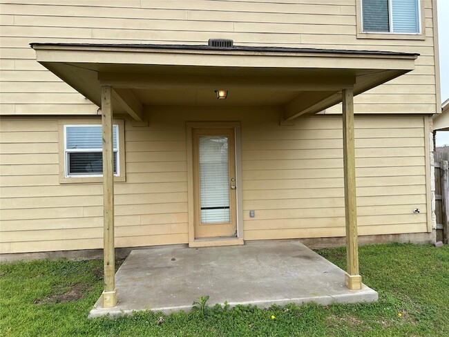 Building Photo - 307 Wildcat Dr