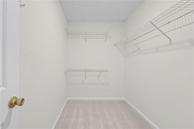 Building Photo - 5662 Lawley Rd