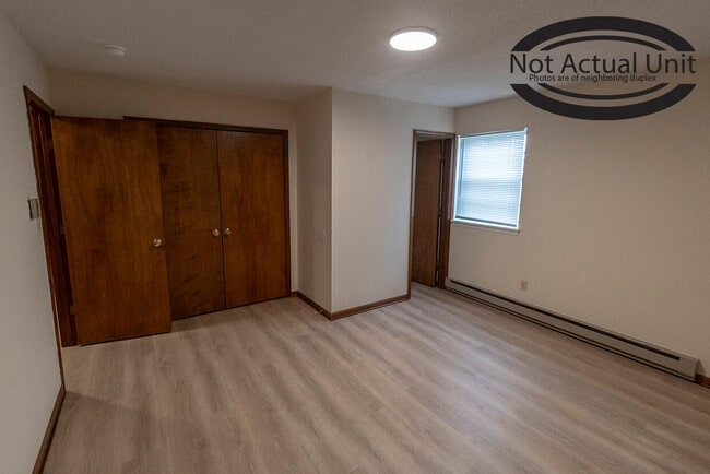 Building Photo - 3314 Belle Meade Dr