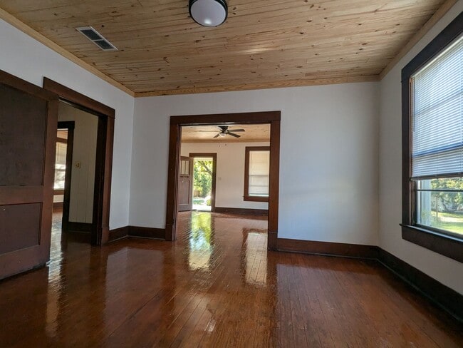 Building Photo - Home for rent -Coming Soon!