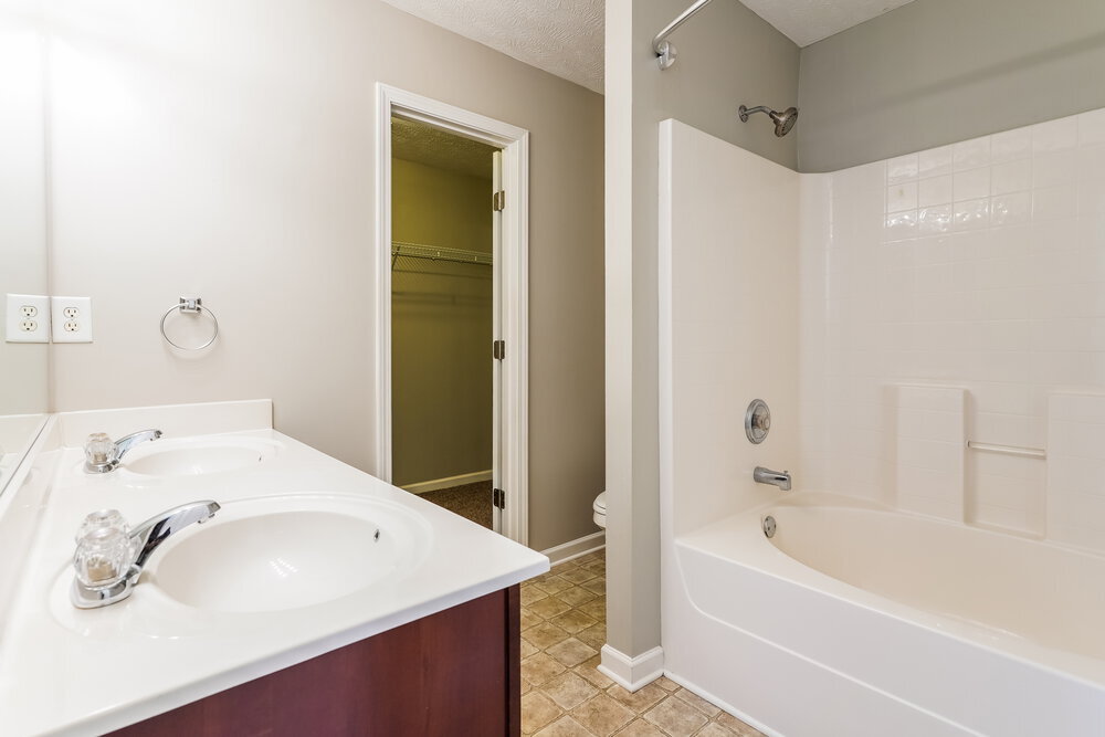 Building Photo - 3003 Deer Trail Dr