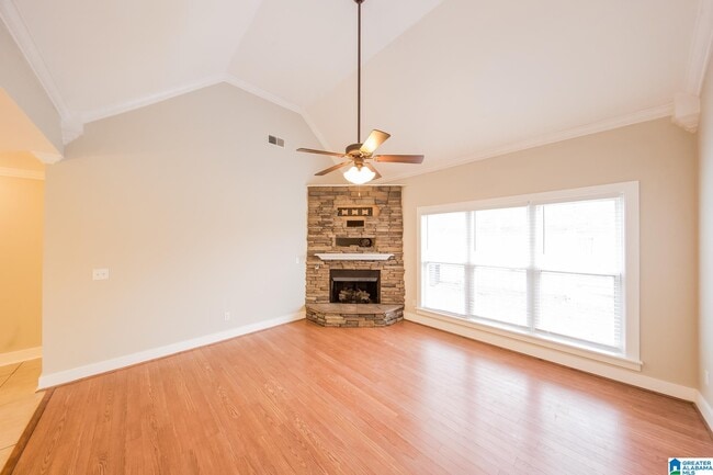 Building Photo - 124124 Rossburg Dr