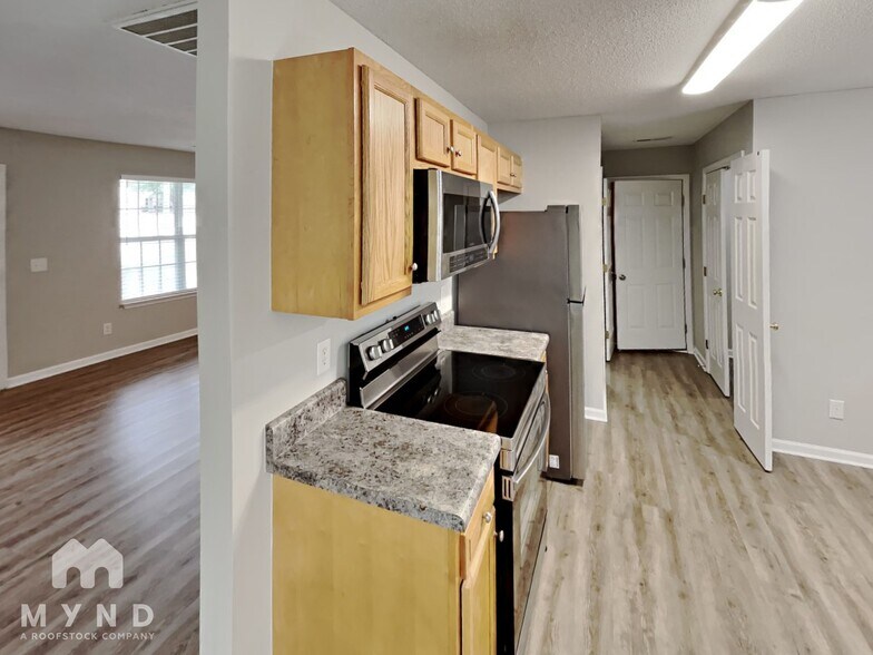 Building Photo - 4702 Mallard Creek Dr