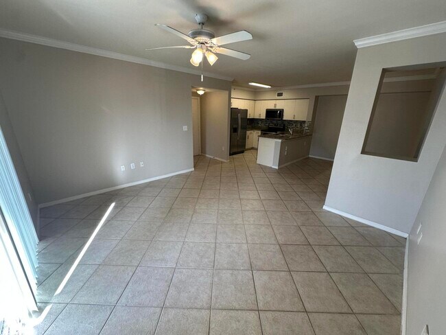 Building Photo - 6370 Emerald Dunes Dr