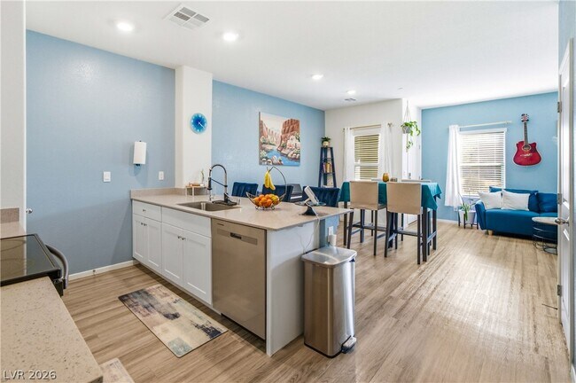 Building Photo - 495 Blue Ridge Cove Ct