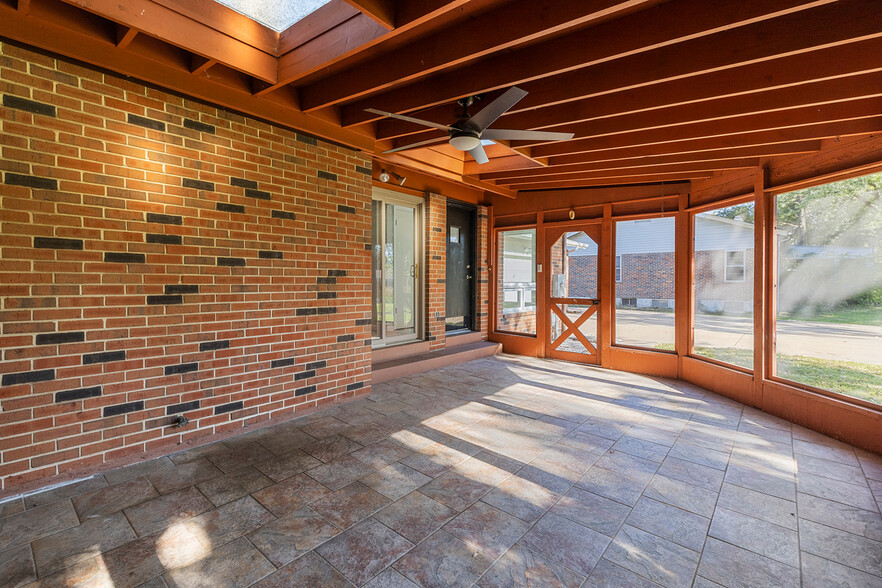 Screened-In Porch 1 - 11178 Crickett Hill Dr