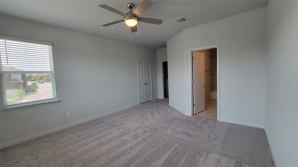 Building Photo - 605 W South St