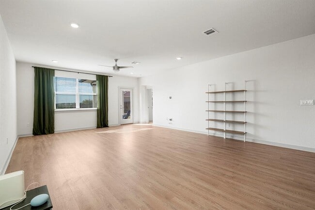 Building Photo - 7314 Sagira Path