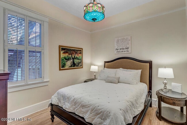 Building Photo - 68 Saragossa St