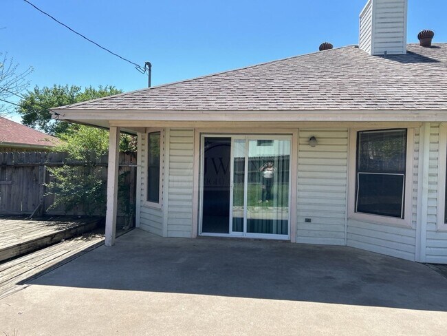 Building Photo - 101 Nancy Dr