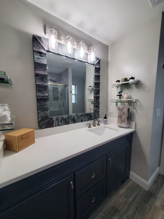 Building Photo - Beautiful 2-Bedroom, 2-Bath Townhome in Gated Community – Section 8 Welcome! Furniture Not Included!