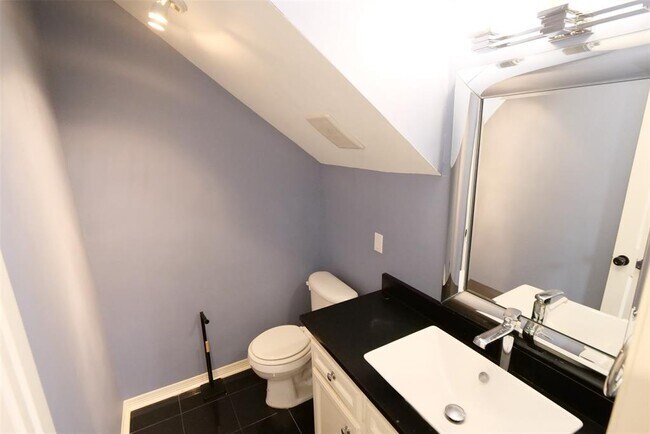 Building Photo - 4914 Maxie St
