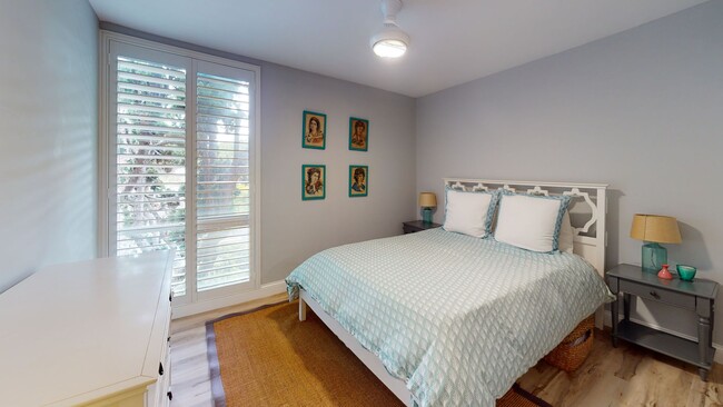 Building Photo - Fully Furnished Condo in La Jolla!! 2 Bedr...
