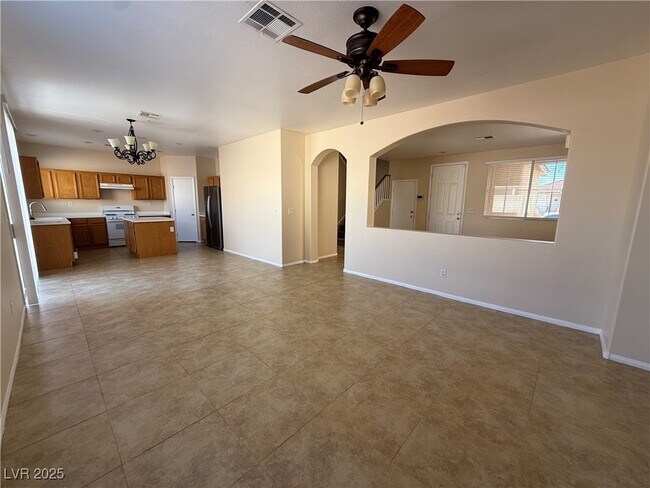 Building Photo - 9950 Shadow Grove Ave