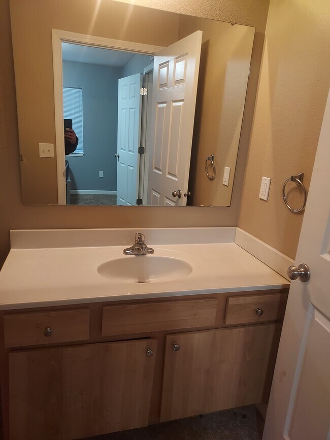 bathroom - 158 Colorado St