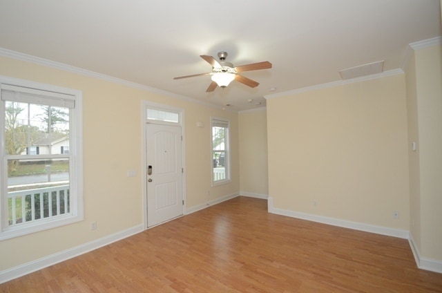 Building Photo - Beautiful 2-story home