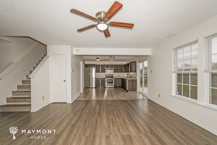 Building Photo - 823 Runnymede Dr