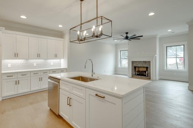 Building Photo - 9678 Dutton Ln