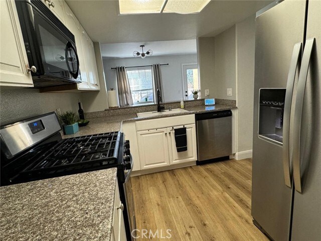 Building Photo - 620 Wild Rose Ln