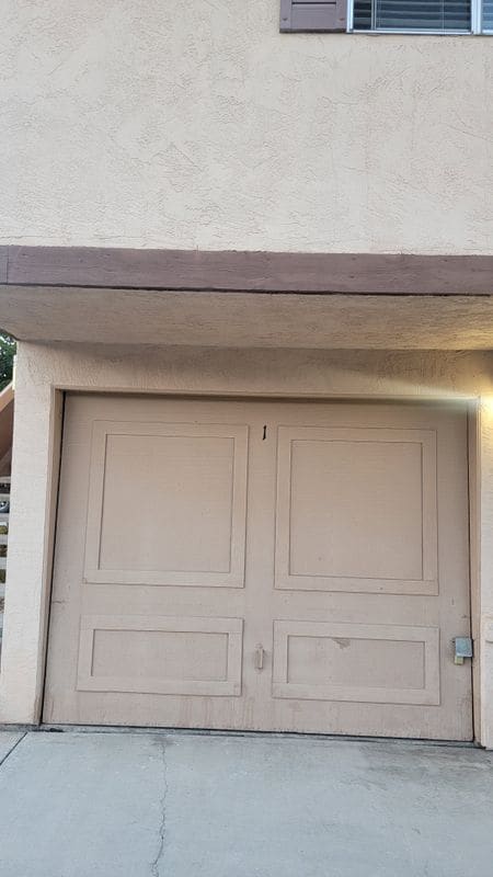 Building Photo - 425 Millar Ave