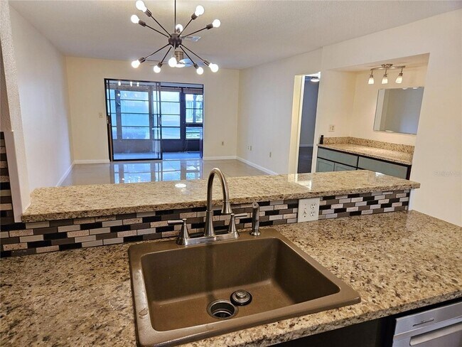 Building Photo - 285 Mission Trl