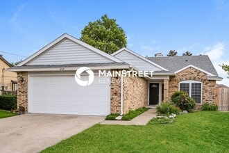 Building Photo - 3 Bedroom Pet-Friendly Home in Glenn Heights, TX with Main Street Renewal