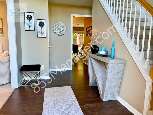 Building Photo - Spacious 4BR Home in Lake Orion Schools – ...