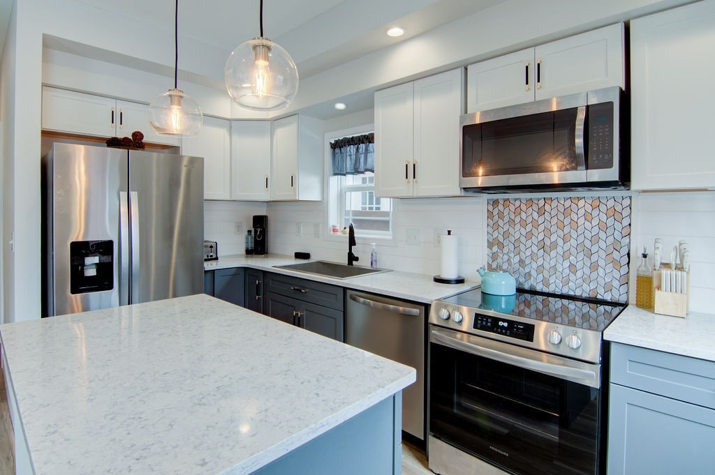 Building Photo - 120 Barnwood Cir