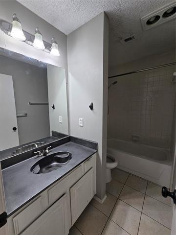 Building Photo - 877 Harvest Glen Dr