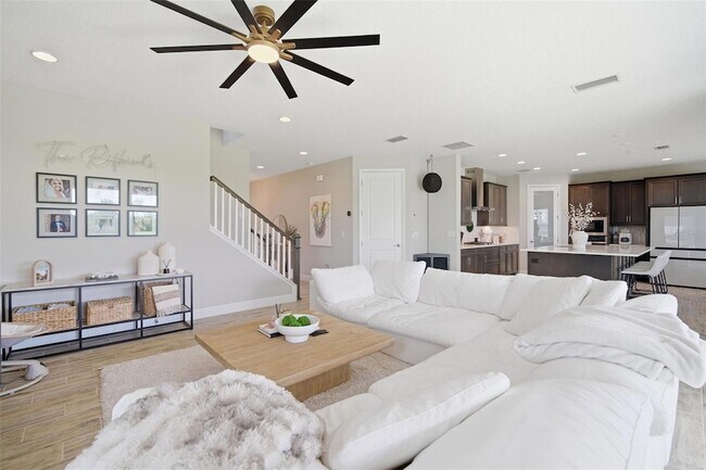 Building Photo - 6396 Roadstead Ct