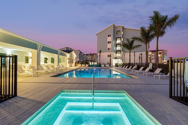 Building Photo - Sunny Cove