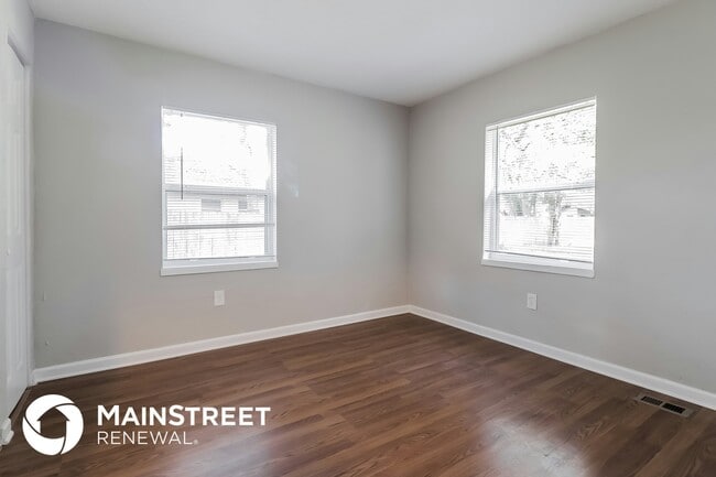 Building Photo - 2411 Chase Ave