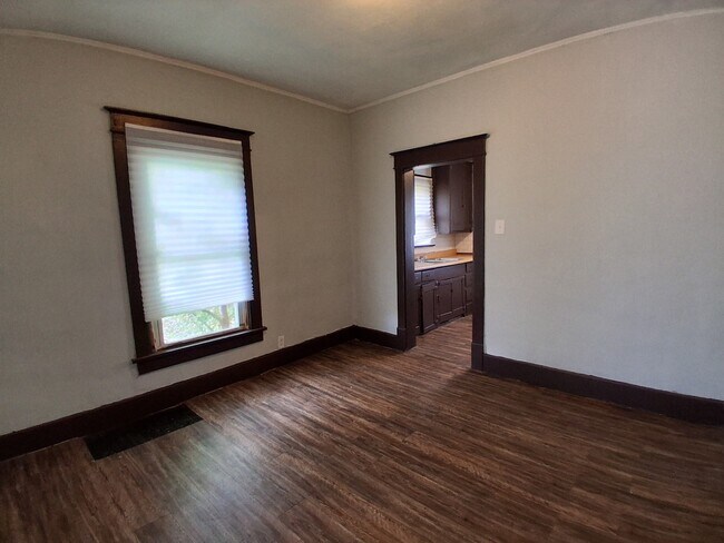 Building Photo - 1218 Chandler St