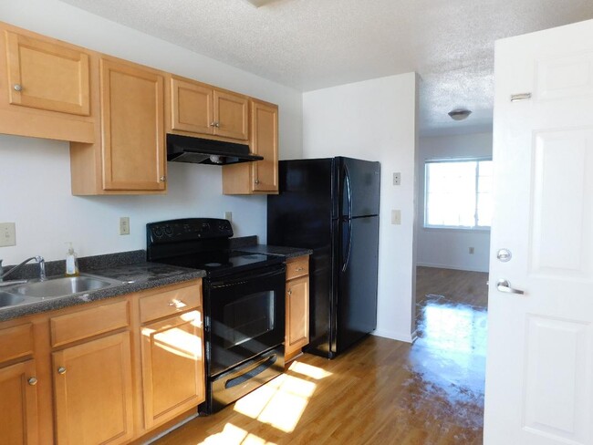 Building Photo - 2312 Indian Dr