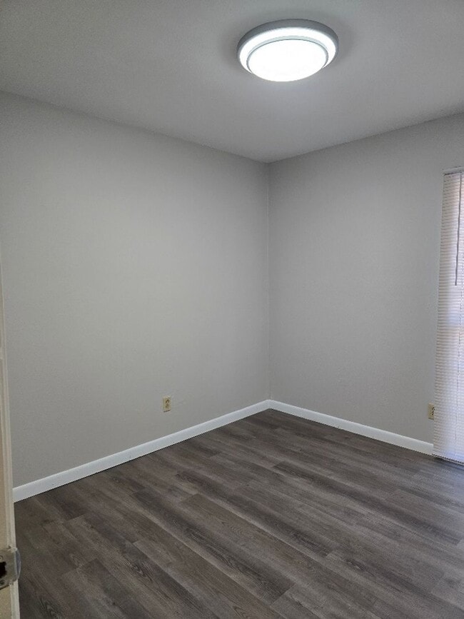 Building Photo - Single Family Home in Homemont/Great Bridge