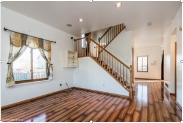 Building Photo - 277 Richmond Dr