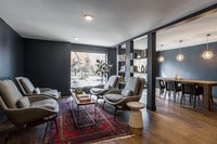 Building Photo - 2121 Canyon